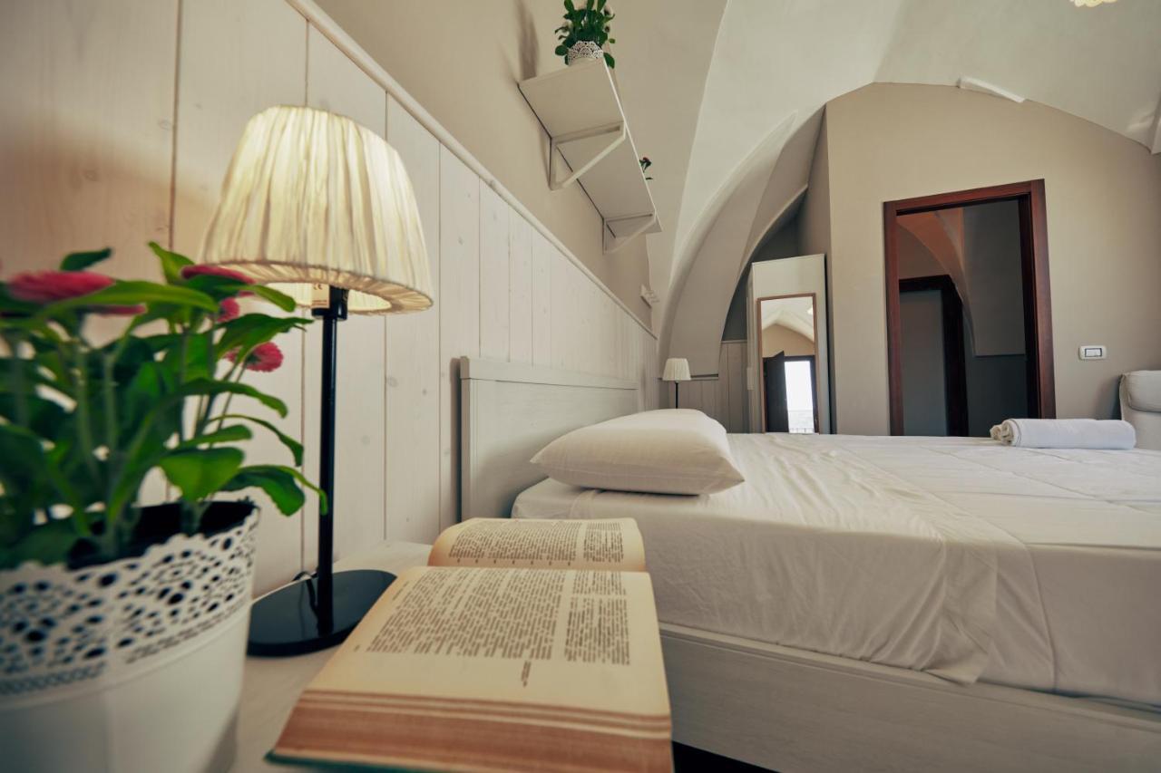 Le Terrazze B&B Pulsano Eksteriør bilde