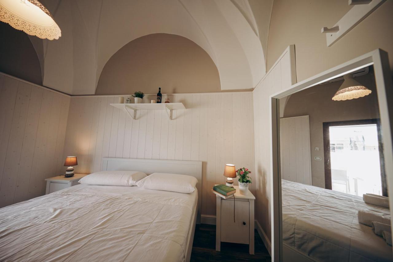 Le Terrazze B&B Pulsano Eksteriør bilde