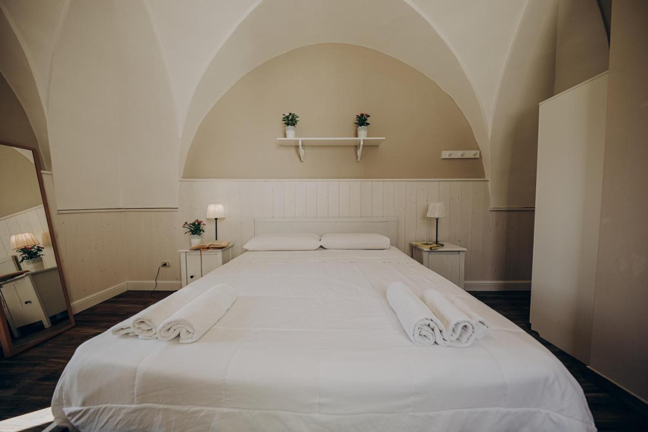 Le Terrazze B&B Pulsano Eksteriør bilde